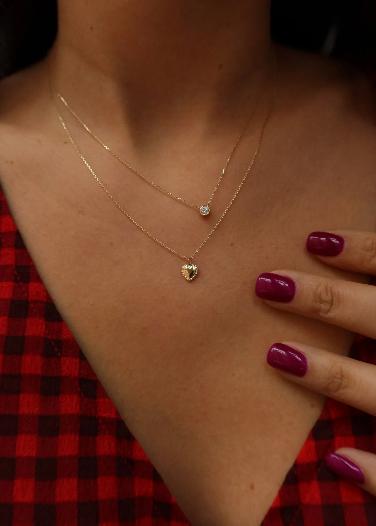 BORDEAUX 14K FILIGREE MINI HEART NECKLACE - Image 7