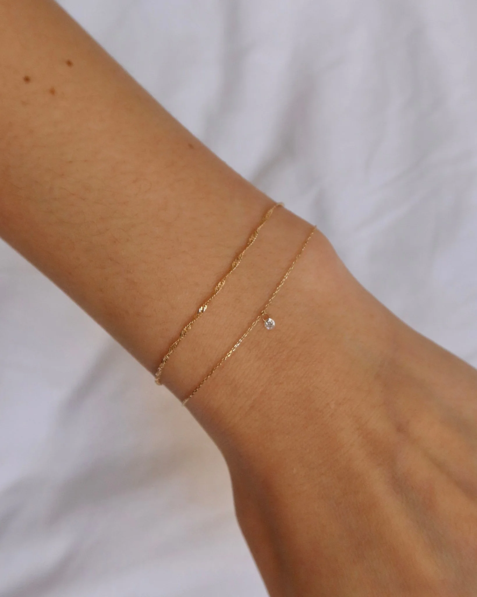 SANTORINI 14K GOLD TWIST CHAIN BRACELET - Image 3