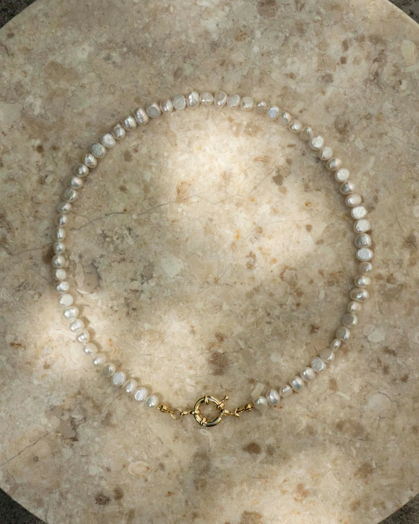 ISLA PEARL NECKLACE WITH RING CLASP - Image 7