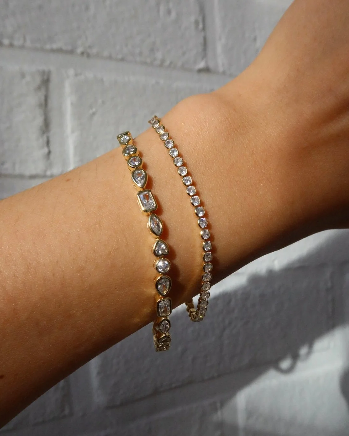CHLOE MIXED STONE BEZEL TENNIS BRACELET - Image 3