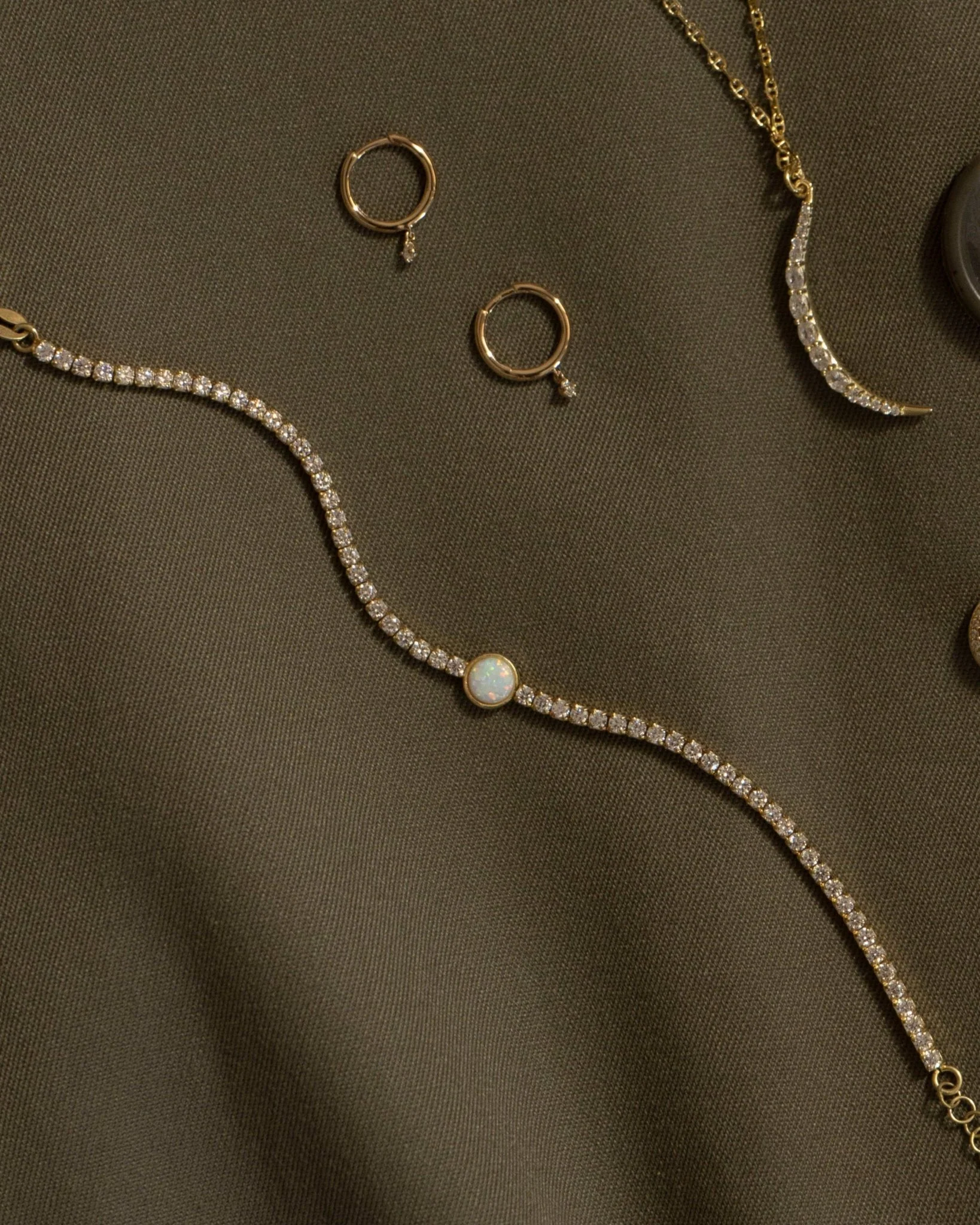 HOLLIS BEZEL OPAL TENNIS BRACELET - Image 8