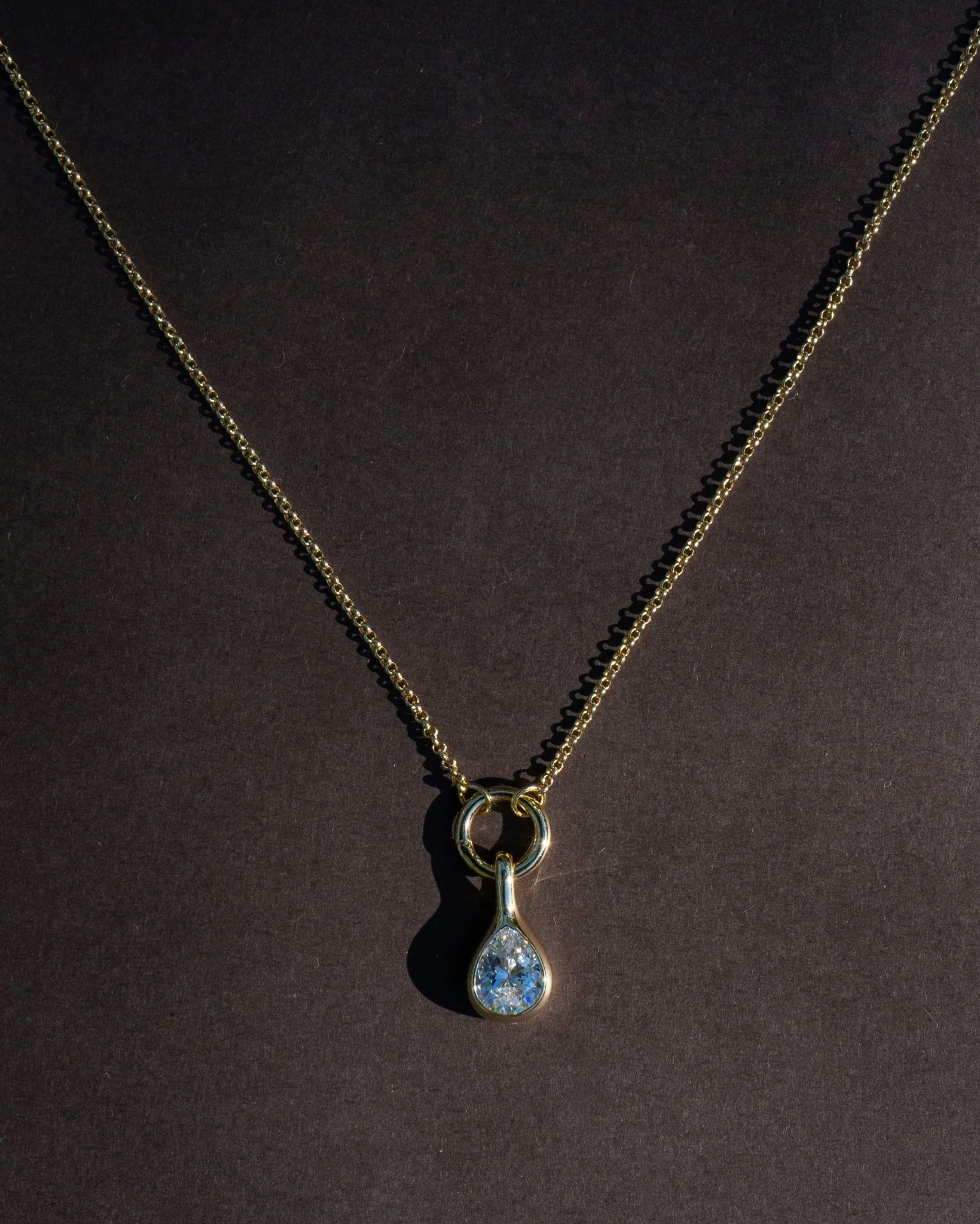 BLAIR CIRCLE LINK TEARDROP PENDANT NECKLACE