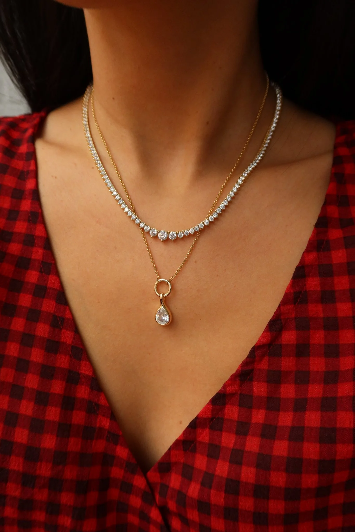 BLAIR CIRCLE LINK TEARDROP PENDANT NECKLACE - Image 9