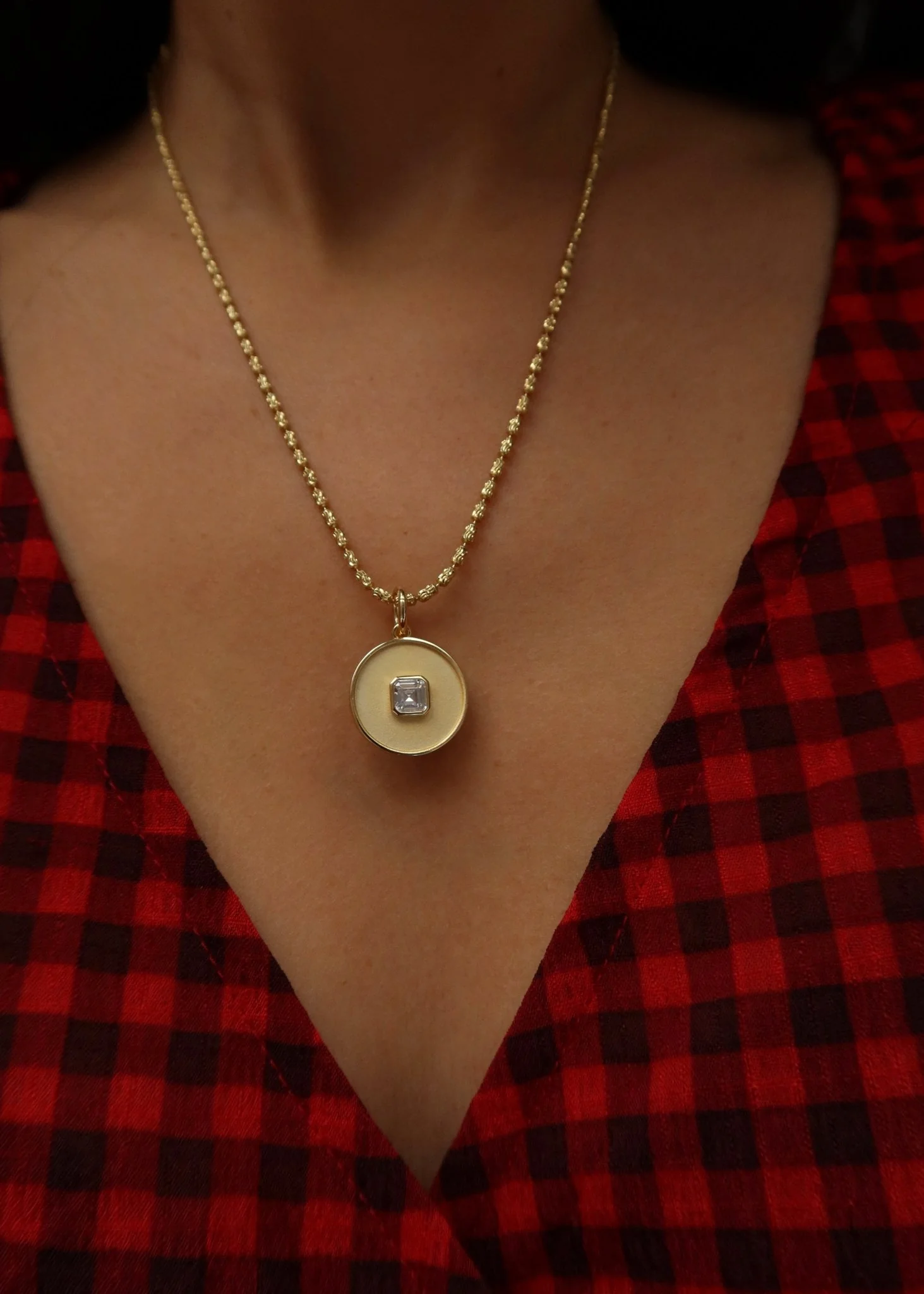 SIENNA BRUSHED STONE PENDANT NECKLACE - Image 3