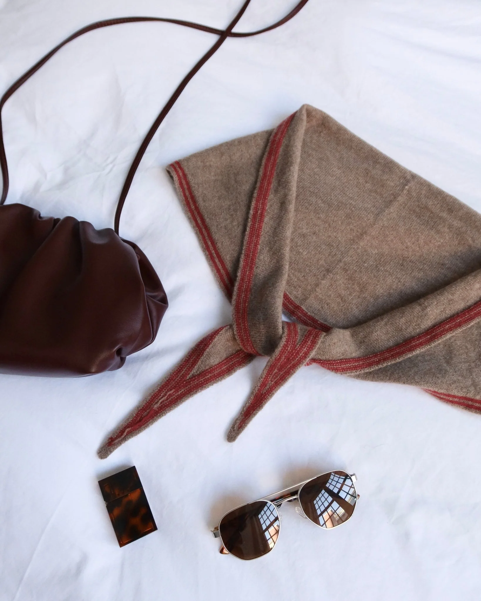 CASHMERE TRIANGLE SCARF - Image 7