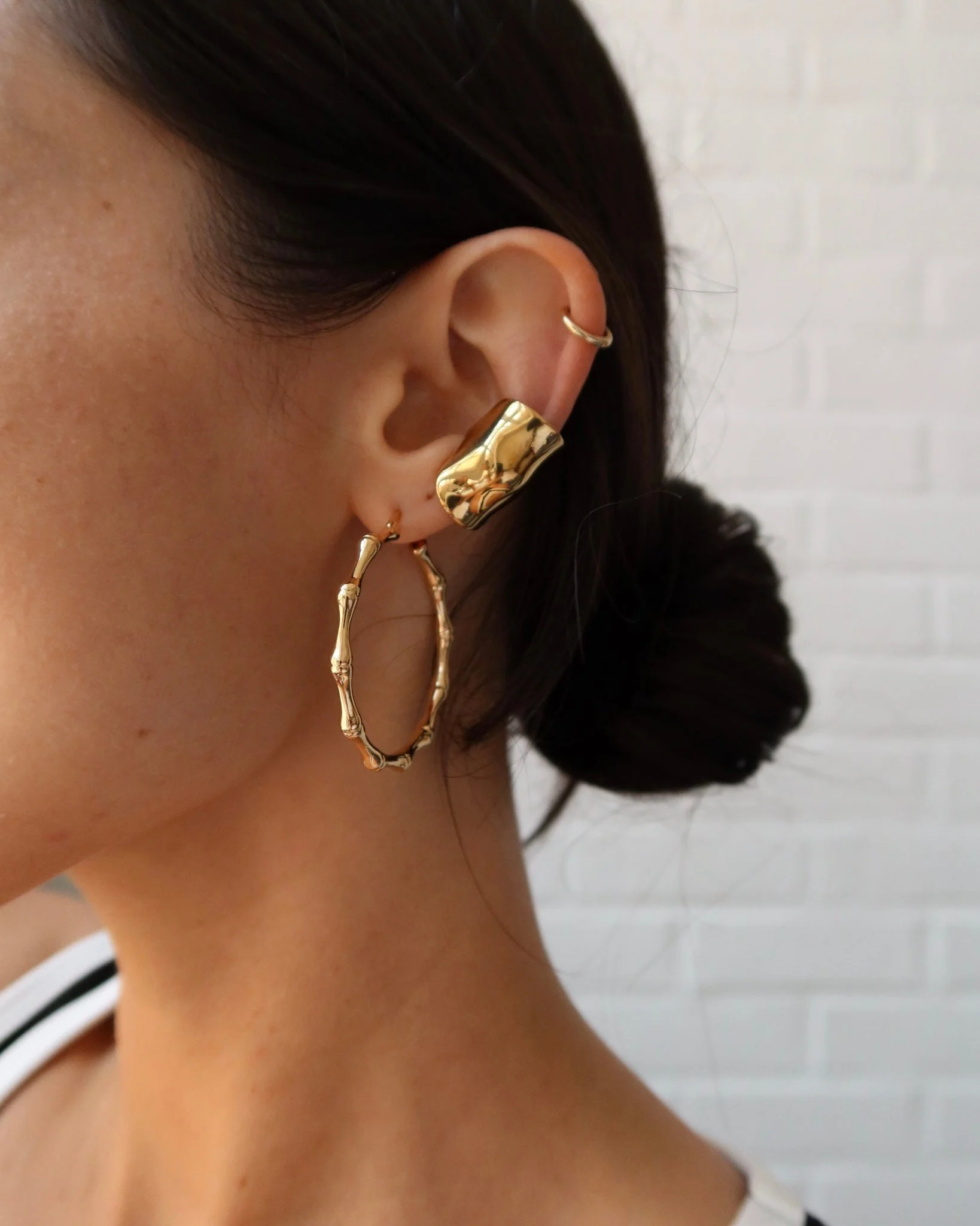 CORALIE OVERSIZED BAMBOO GOLD HOOPS - Image 5