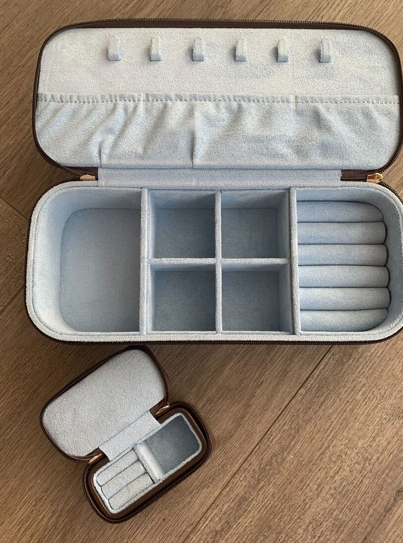 CHOCOLATE & BLUE 2-IN-1 TRAVEL JEWELRY CASE - Image 5