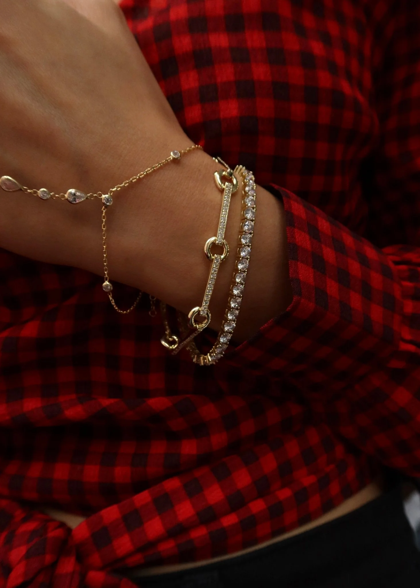 HALLE CIRCLE LINK TENNIS BRACELET - Image 10