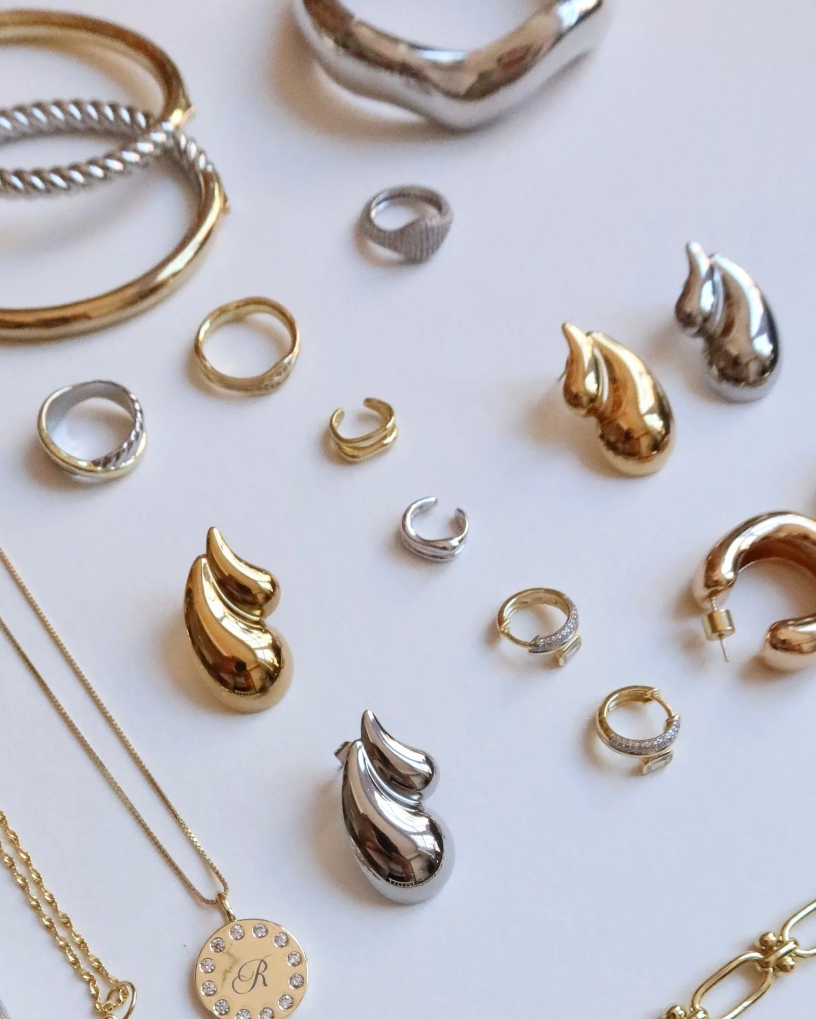 EMMA DOUBLE WAVY EAR CUFF - Image 6