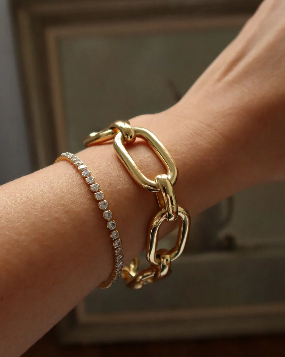 Gigi Bold Link Bracelet - Image 10