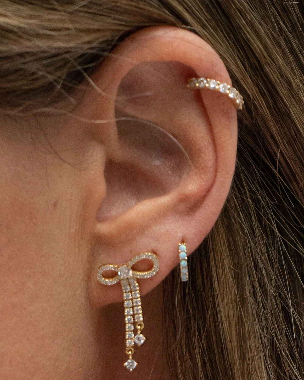 THE HILARY BOW STUDS - Image 7