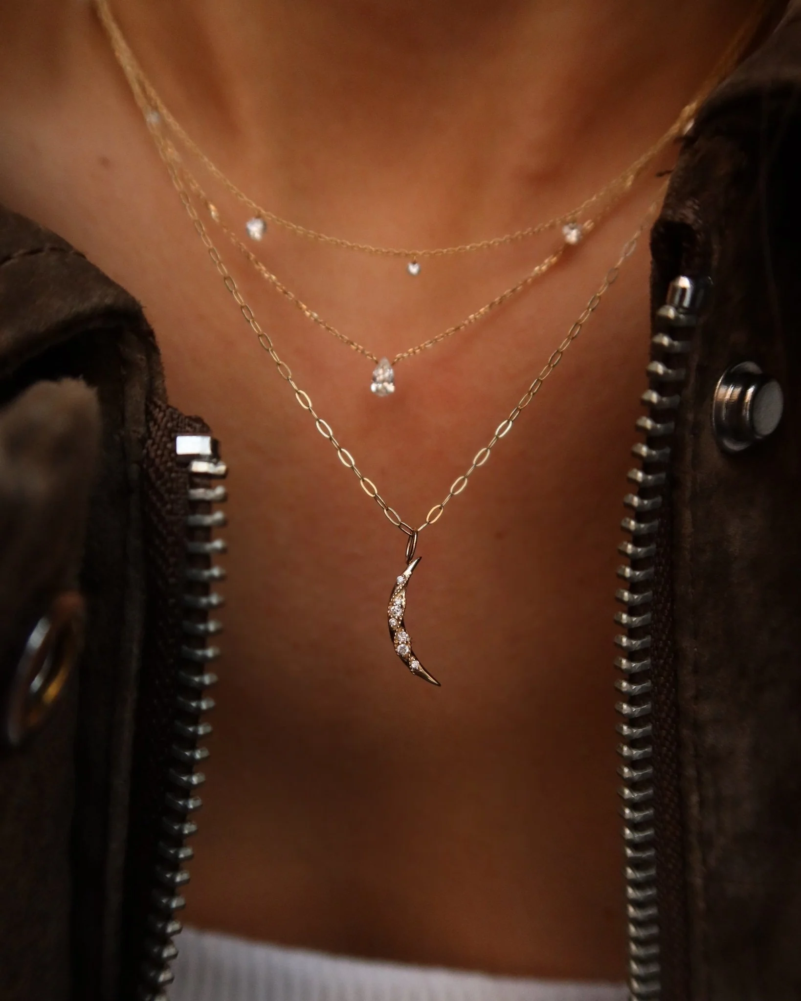 BELVEDERE ALTERNATING FLOATING DIAMOND NECKLACE - Image 6