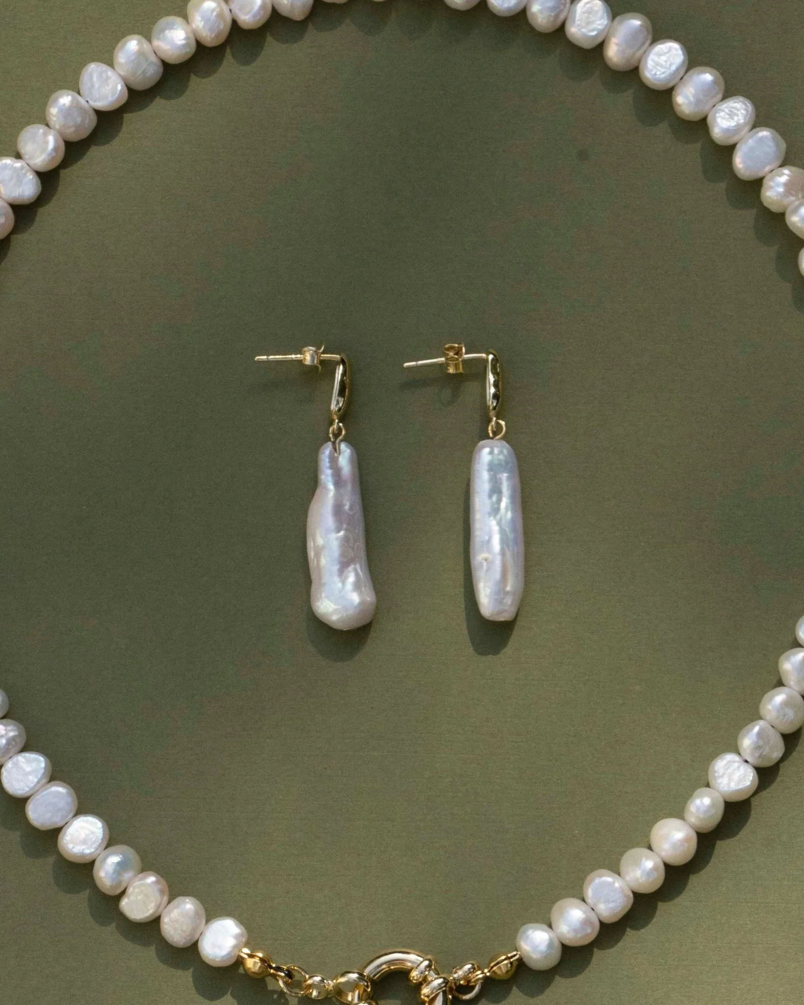 LUCIE ORGANIC PEARL DROP EARRINGS