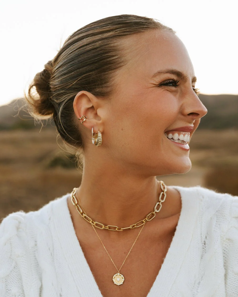 MERRITT TEXTURED MEDIUM HOOPS - Image 5