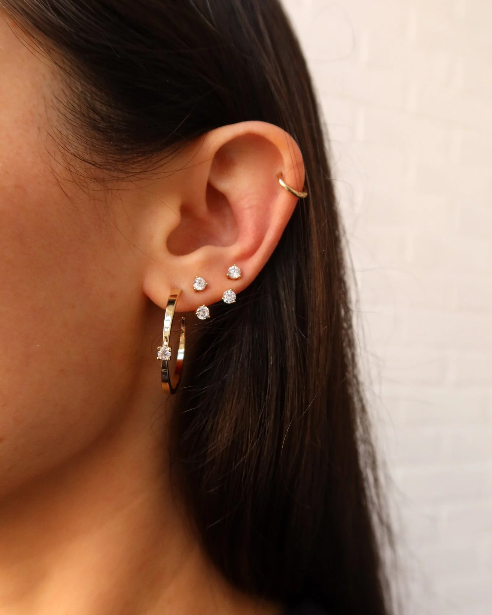 NORAH SPARKLE DOT MEDIUM HOOPS