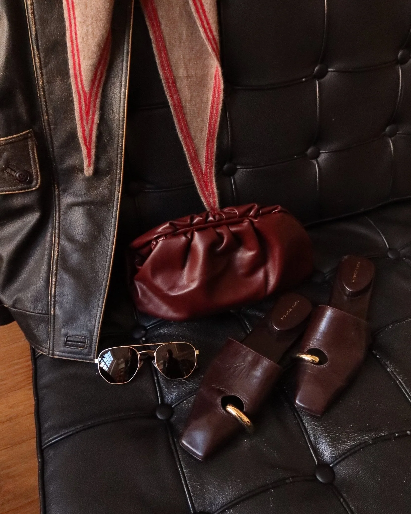 VEGAN LEATHER CROSSBODY CLUTCH - Image 7