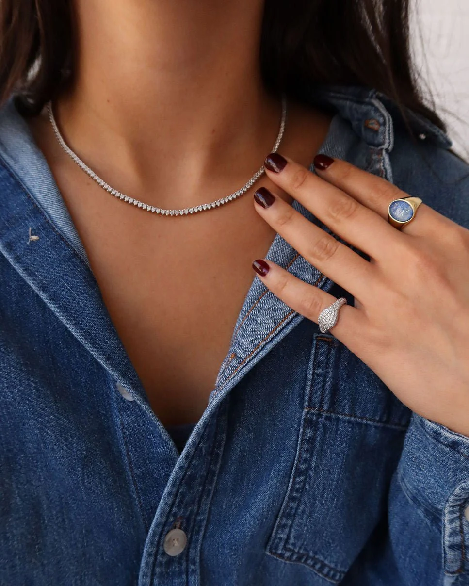 PENELOPE PAVÉ SIGNET RING - Image 4