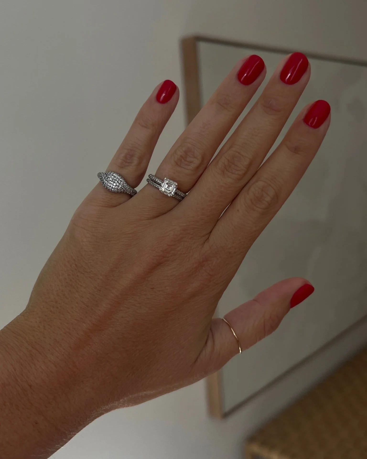 PENELOPE PAVÉ SIGNET RING - Image 5