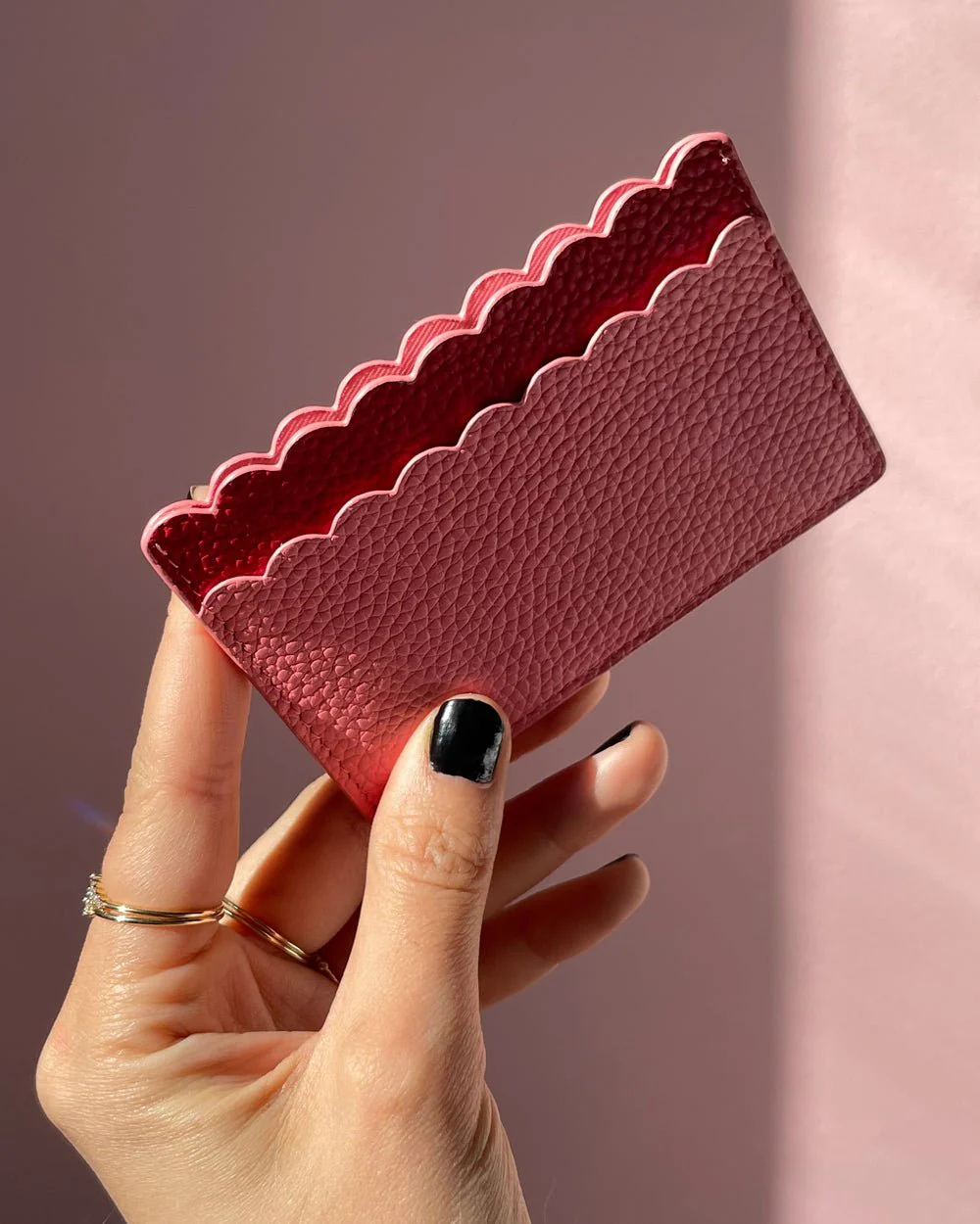 SCALLOPED CARD HOLDER WALLET - Image 6