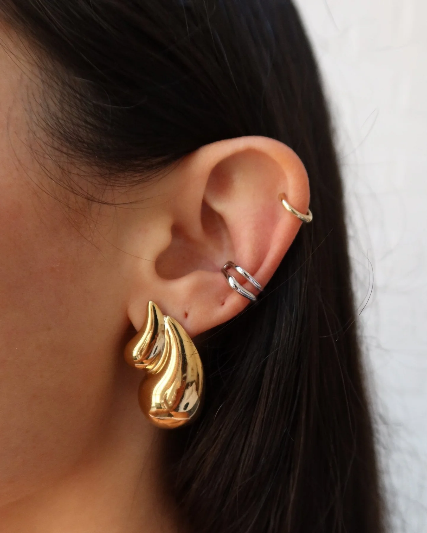 EMMA DOUBLE WAVY EAR CUFF - Image 8