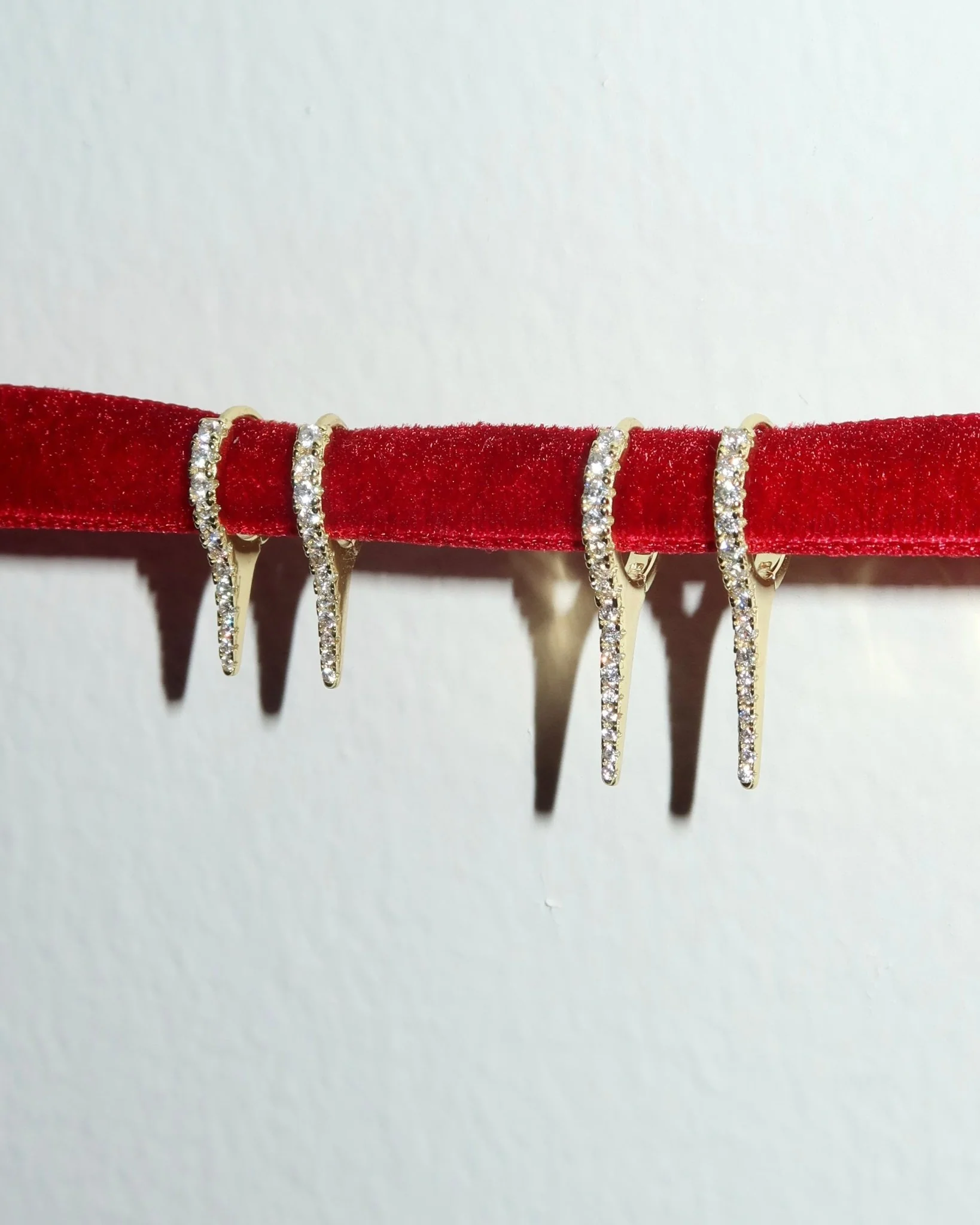SEVA SPARKLE DIPPED SPIKE HUGGIES - Image 7