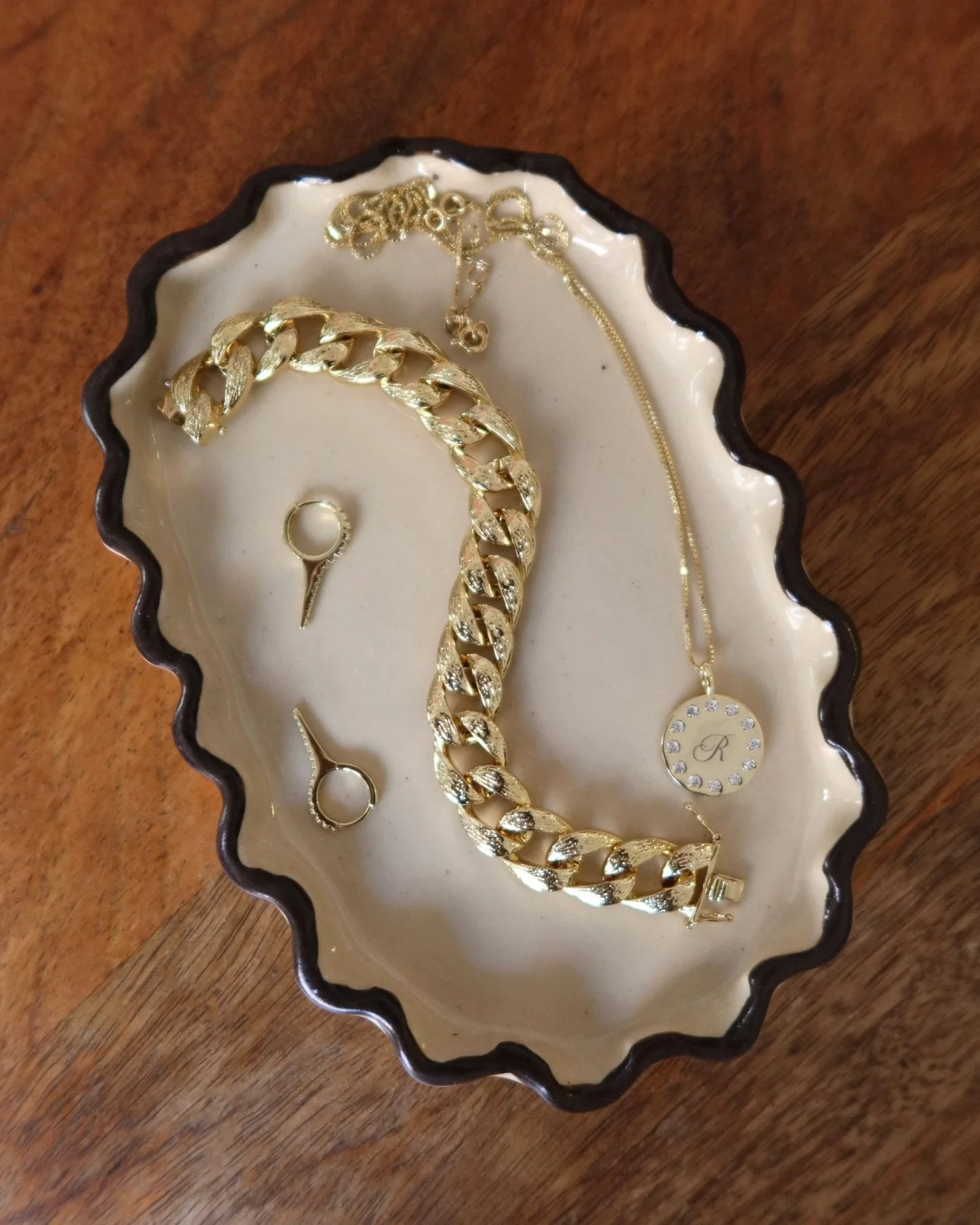 Zoli Bold Cuban Link Bracelet - Image 5